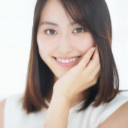 話している人物の写真:女性15